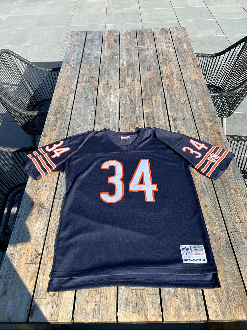 Mitchell & Ness WALTER PAYTON #34 Football Jersey | Size Large